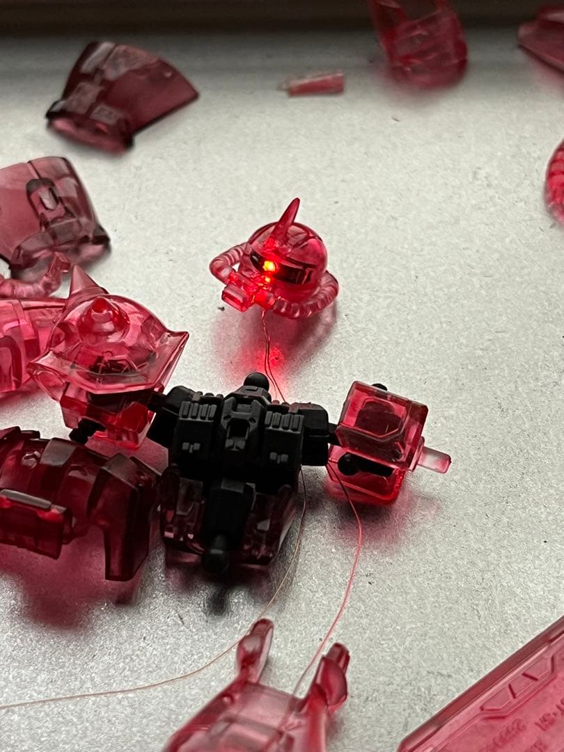 シャア専用ザク　マイコン制御　電飾