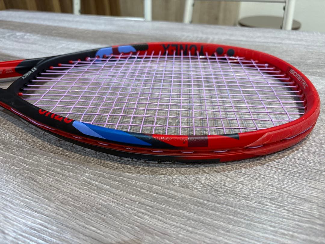 YONEX VCORE 100（ブイコア100）