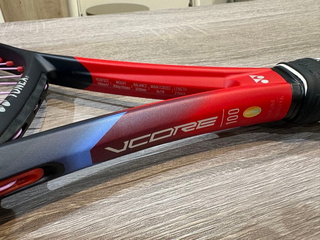YONEX VCORE 100（ブイコア100）