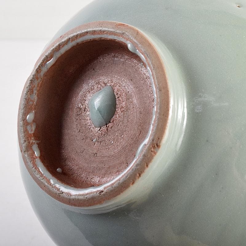 中国　龍泉窯　青磁　陰刻　花文　鉢　M　R8813