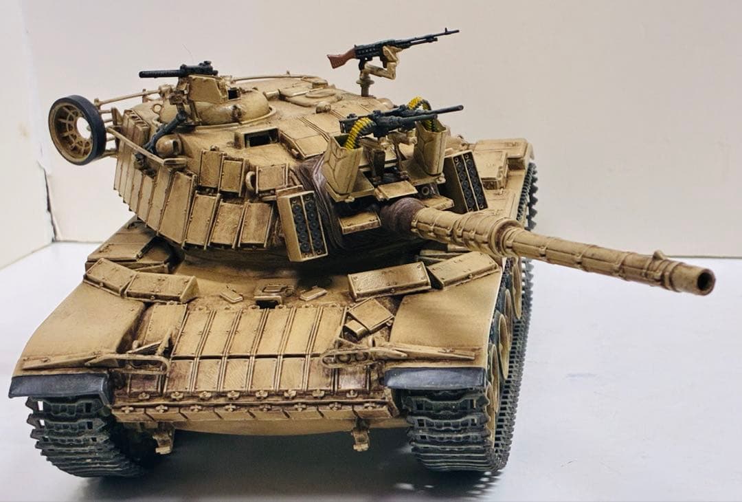 アカデミー　1/35 IDF M60-A1 完成品　戦車　模型　イスラエル