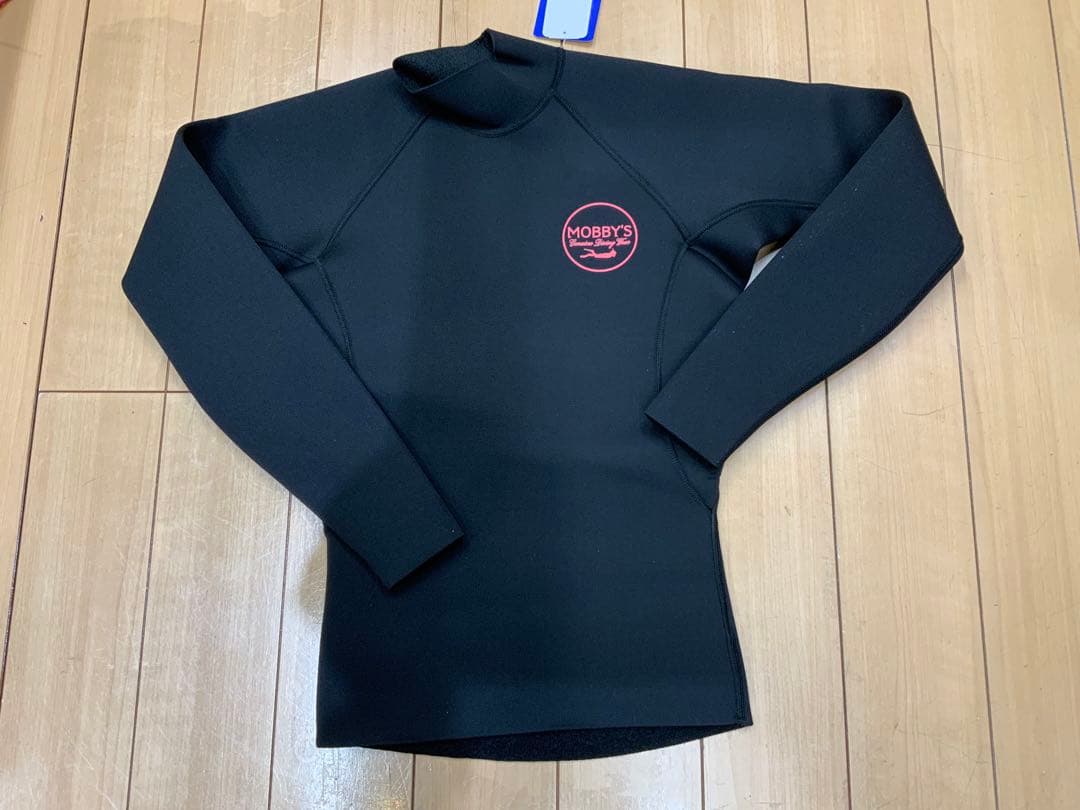 モビーズ　エアフュージョン　長袖タッパ