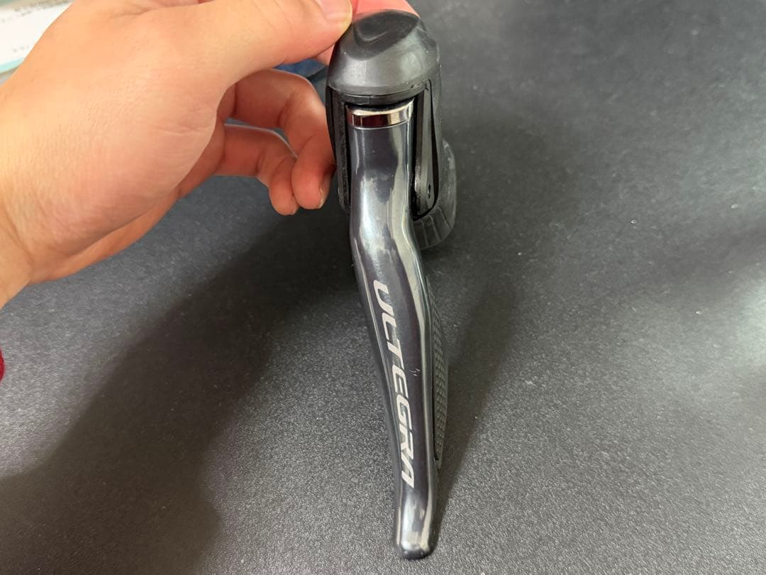 Shimano Ultegra 　STIレバー　ST-R8070-L(左)