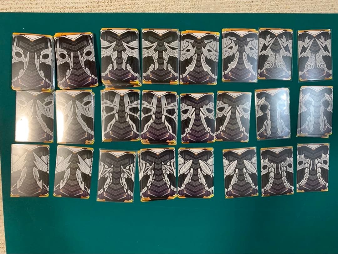 画面ライダーガッチャード　ライドケミートレカセット　カード100枚以上　引退品