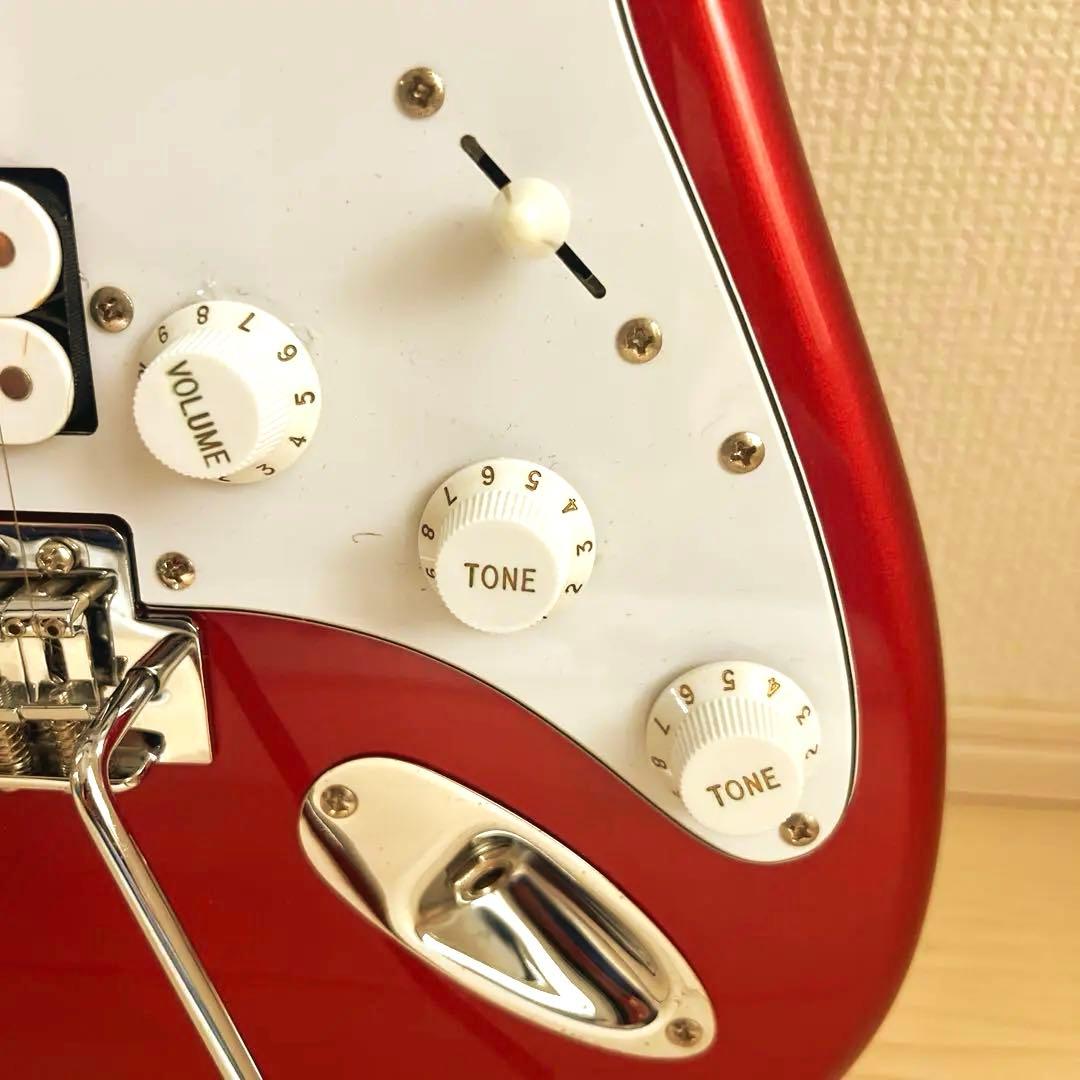 【たぁ様】BUSKER'S アーム付き エレキギター 赤 整備済み 島村楽器