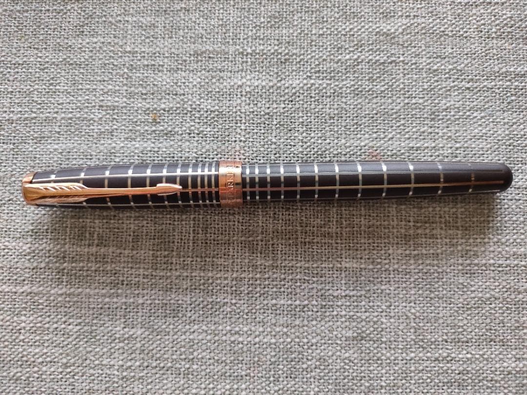 n*K様 PARKER 万年筆ソネットプレミアム ブラウン