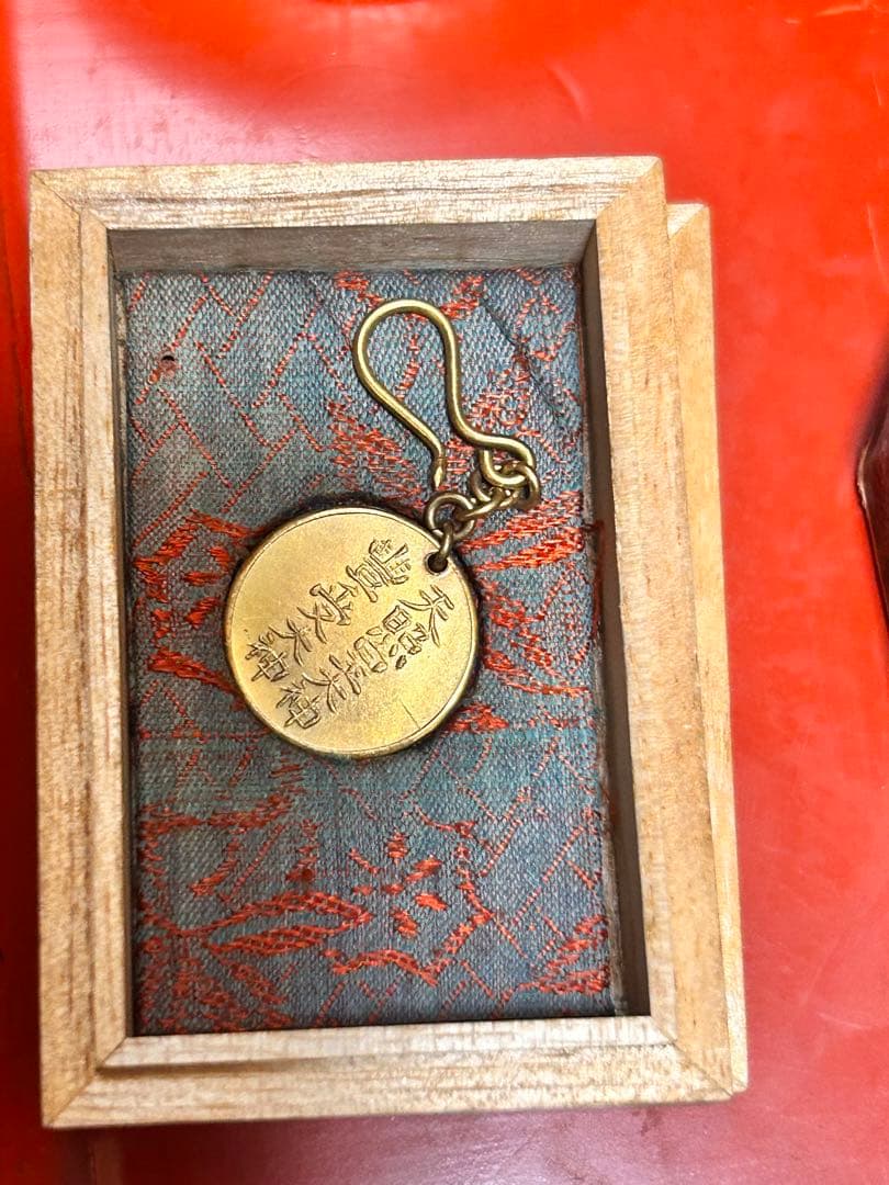 値下げ済み　煙草盆？勲章　値段交渉◎ 骨董品収集をしていた父の部屋にあった骨董品