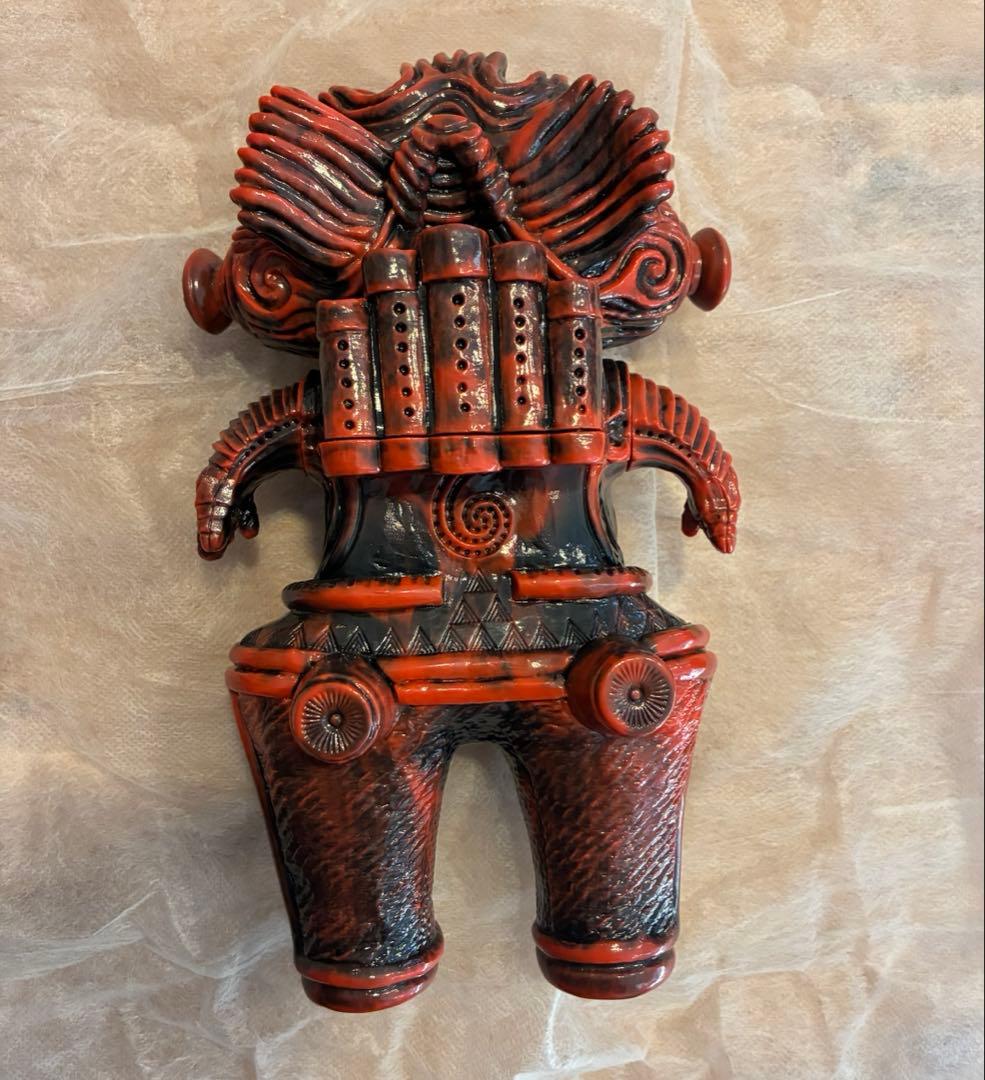 片桐仁不条理アート工房　キングジョーモン