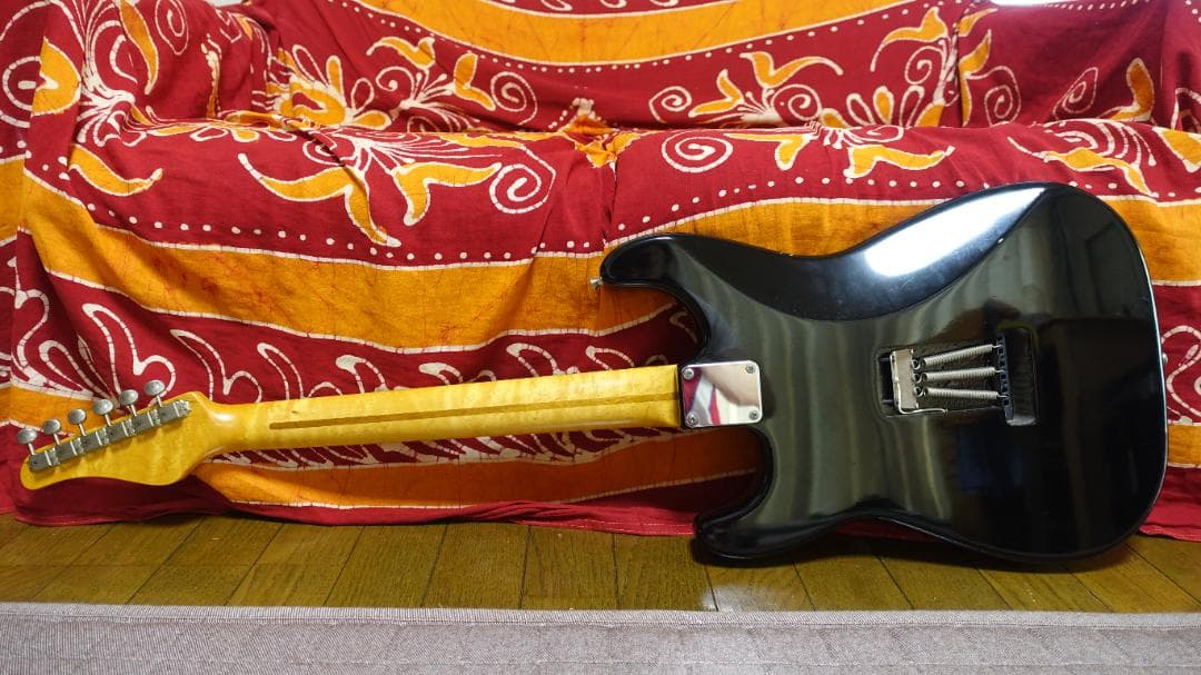 ギター Schecter Quilted Maple ST Type