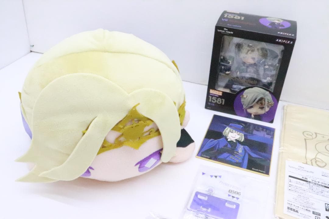 ツイステ ポムフィオーレ寮 グッズ まとめ売り 31-MY0115-01