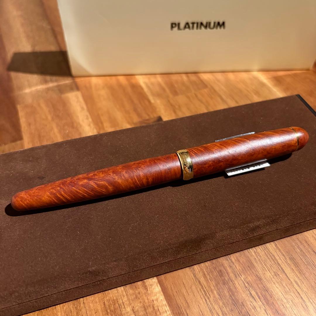 廃盤【未使用】アカブライヤー　センチュリー3776 プラチナ万年筆 F（細字）