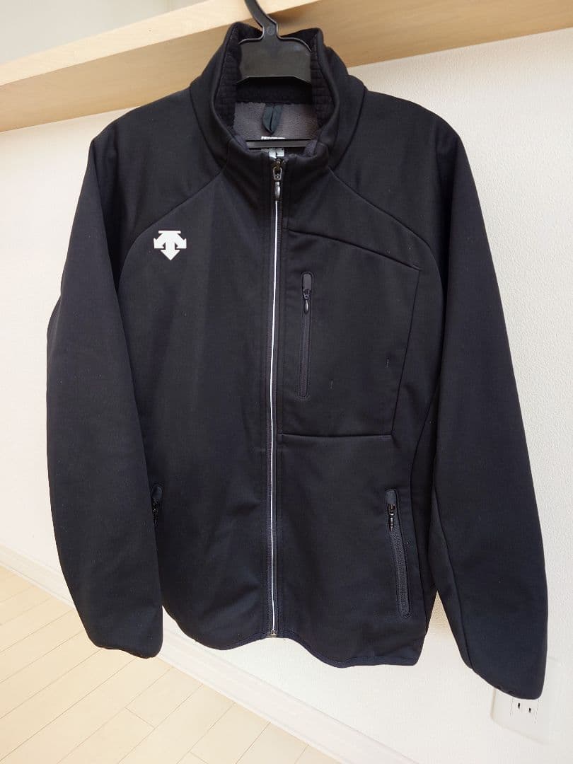 美品■デサント■ ミドラー 160 黒 ミドルレイヤー DESCENT スキー