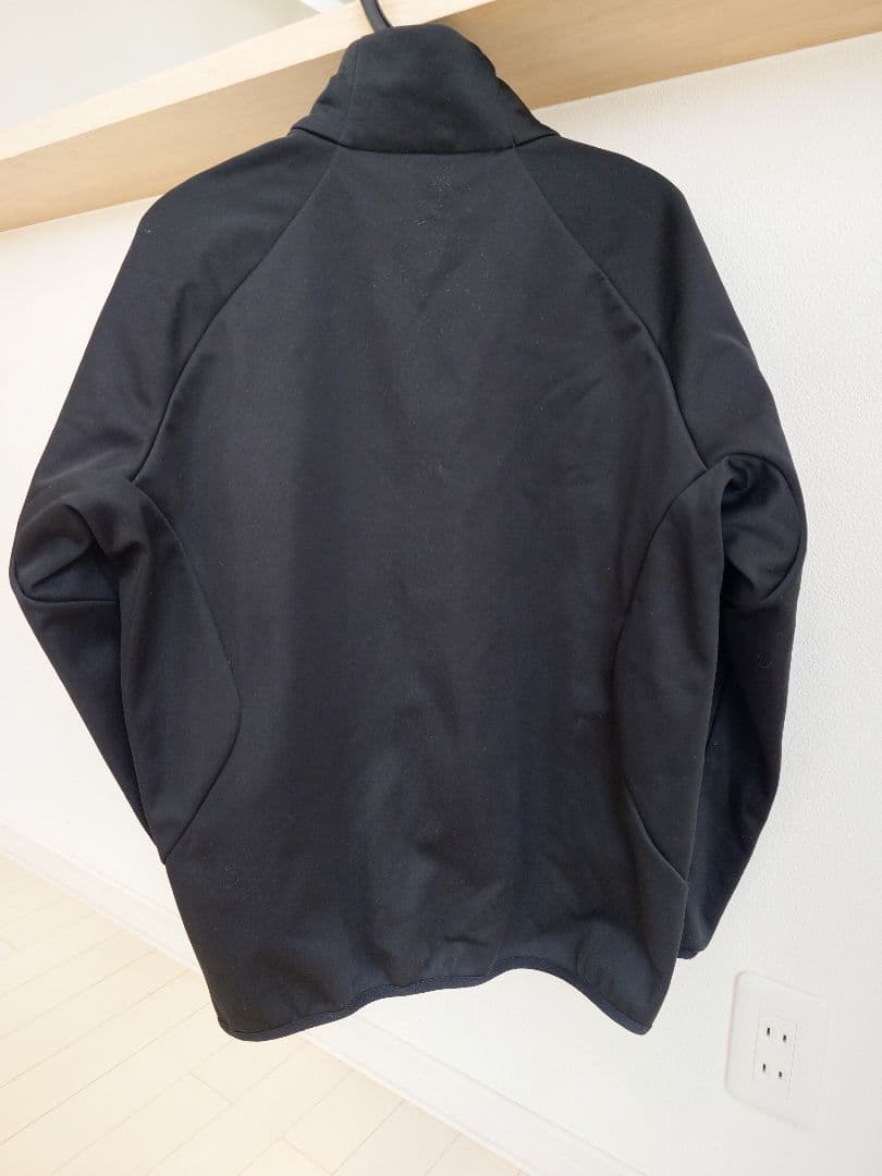 美品■デサント■ ミドラー 160 黒 ミドルレイヤー DESCENT スキー