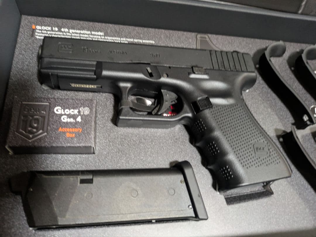 東京マルイ グロック19 Gen4 2丁