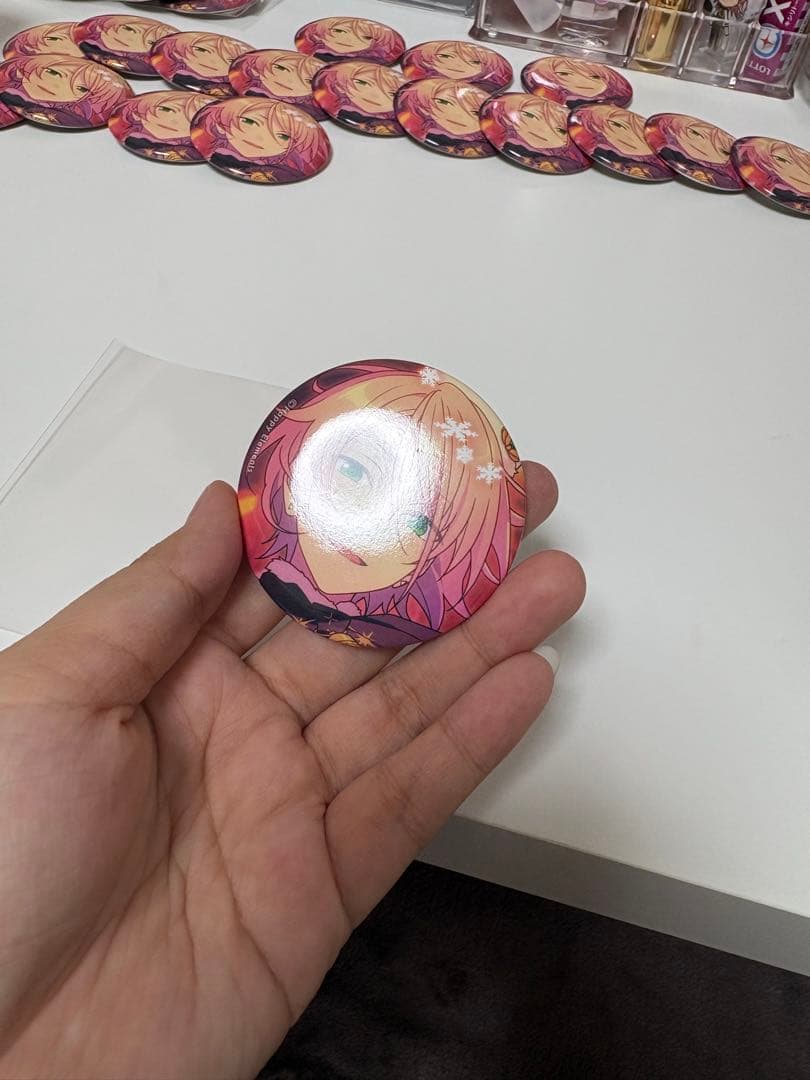 白鳥藍良 shuffle 缶バッジ Branco idol