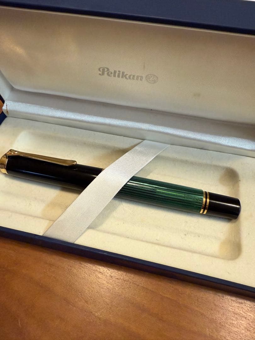 ペリカン 万年筆 スーベレーン M1000 18C-750 緑縞 中字　レア美品