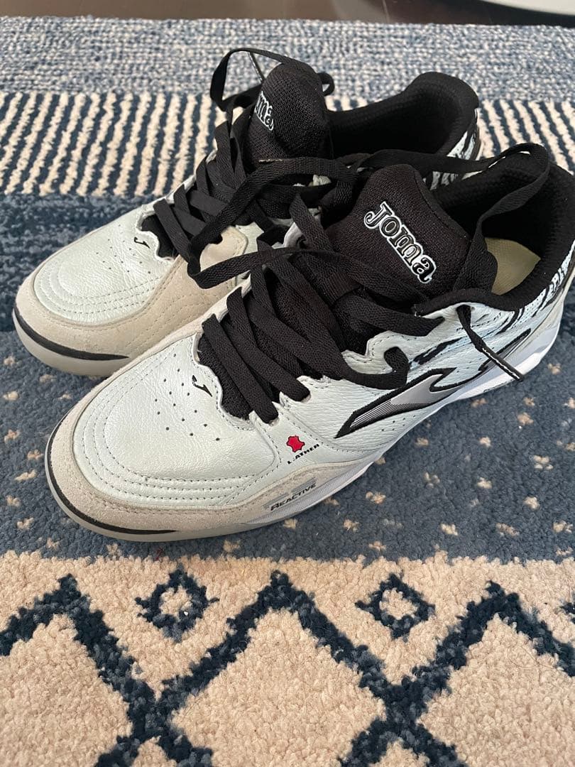 Joma FS Reactive フットサルシューズ ホワイト/ブラック