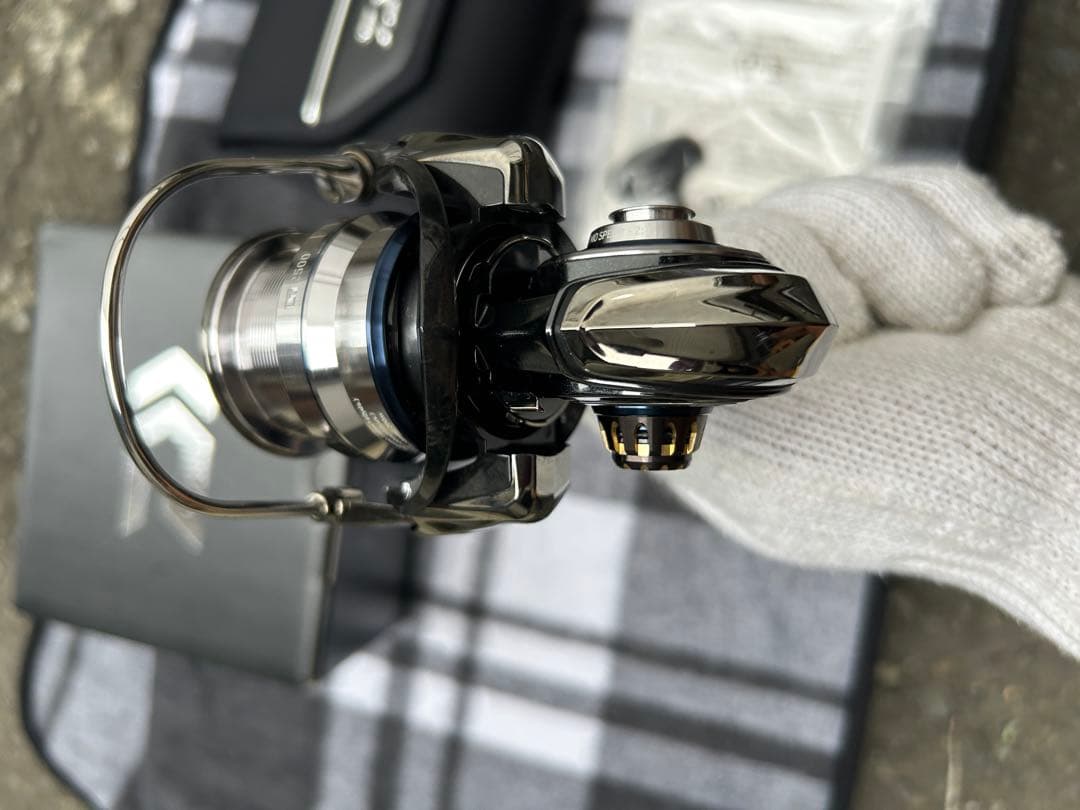 な*ぎ様 DAIWA 18イグジスト 18EXIST LT2500 スピニングリ