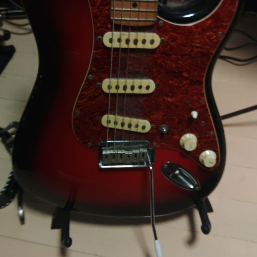 Squier Stratocaster サンバースト