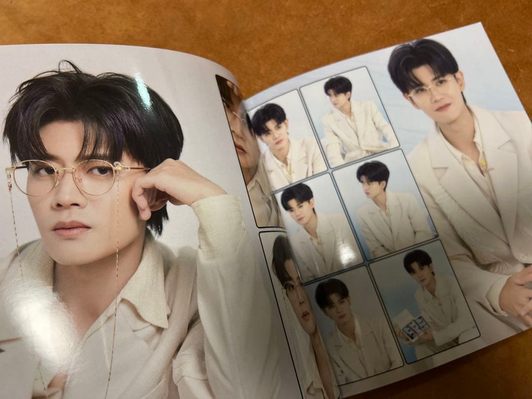 2023(一)アレン・レン（任嘉倫）個人写真集　正方形32p ALLEN写真集