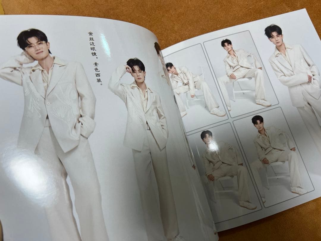 2023(一)アレン・レン（任嘉倫）個人写真集　正方形32p ALLEN写真集