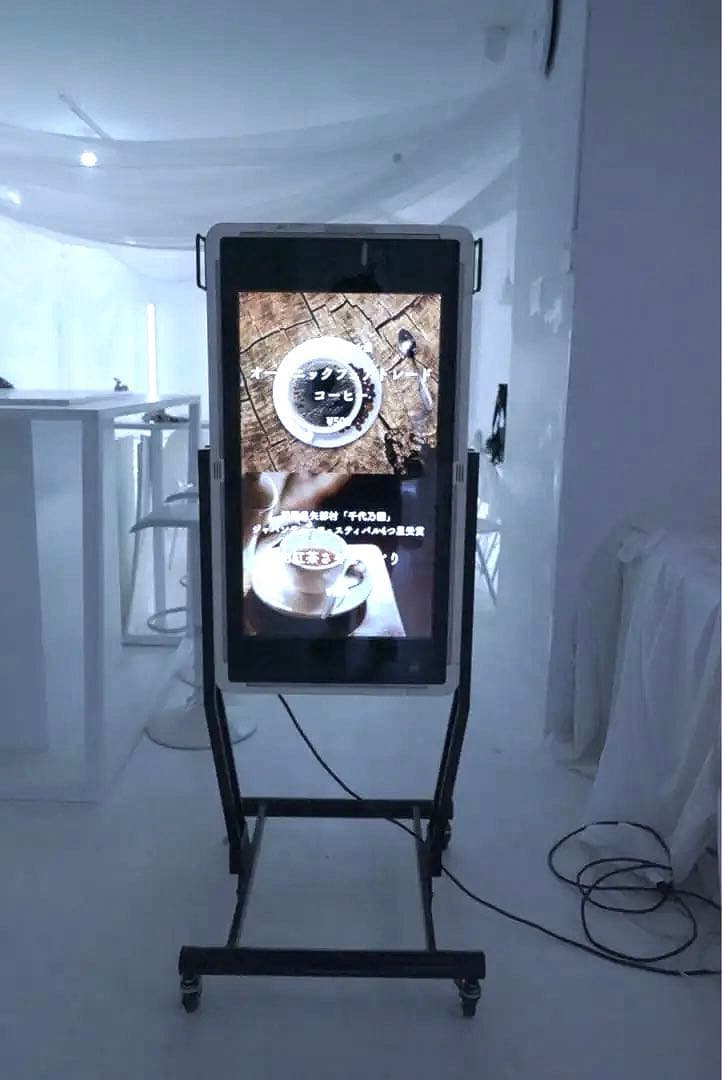 デジタルサイネージ/LEDディスプレイ/野外広告