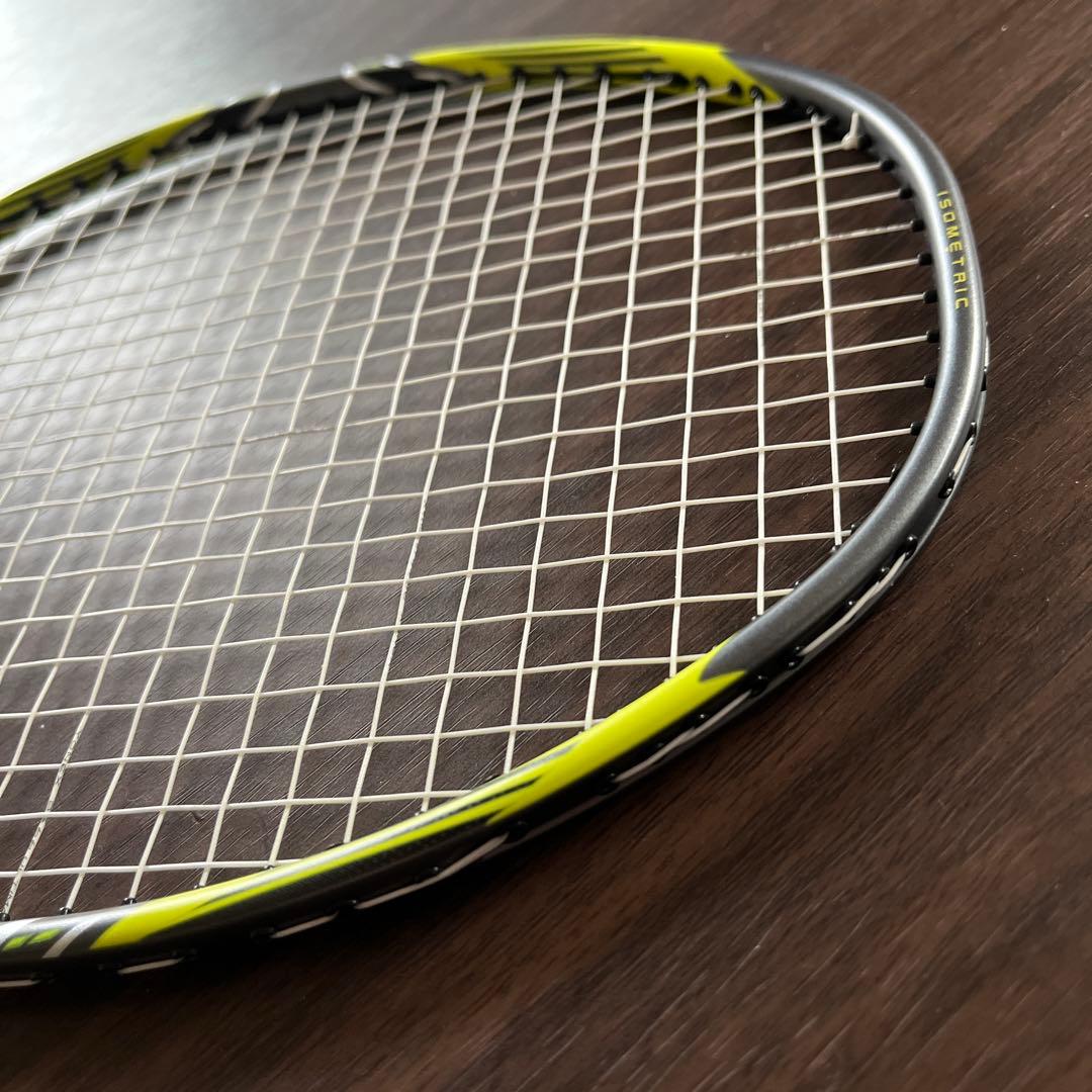 バドミントンラケット ARCSABER7 PRO 4UG6