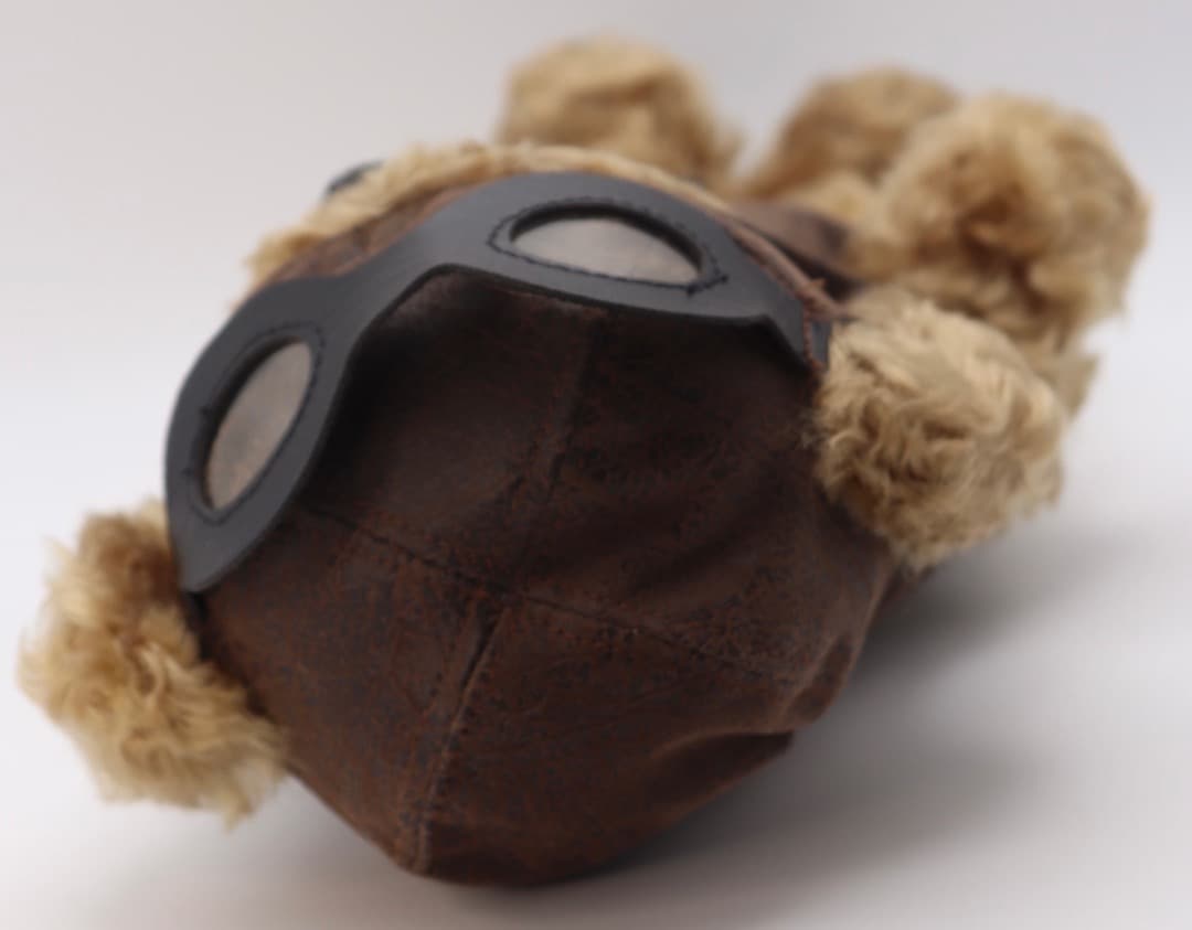 CHEEKY DEAR Oliver パイロット風チーキー 約27cm