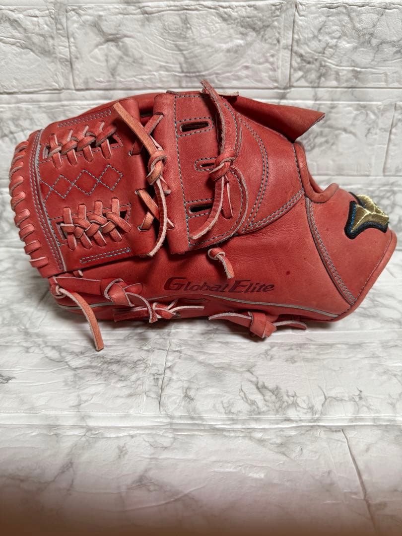 ミズノ　投手用グローブ 左用