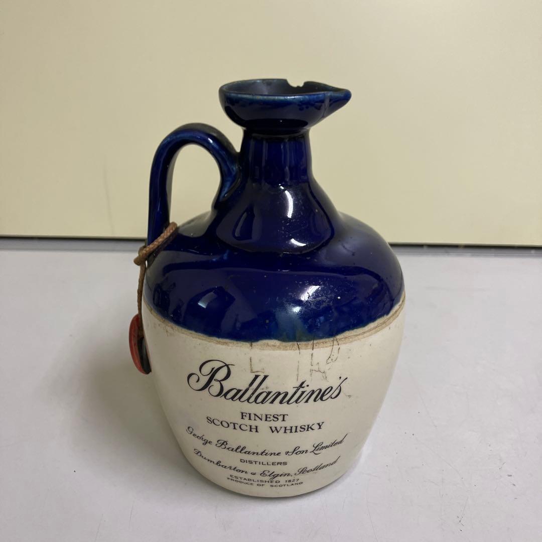 E壁 バランタイン陶器瓶 ウイスキー Whisky チャーム付き 古酒