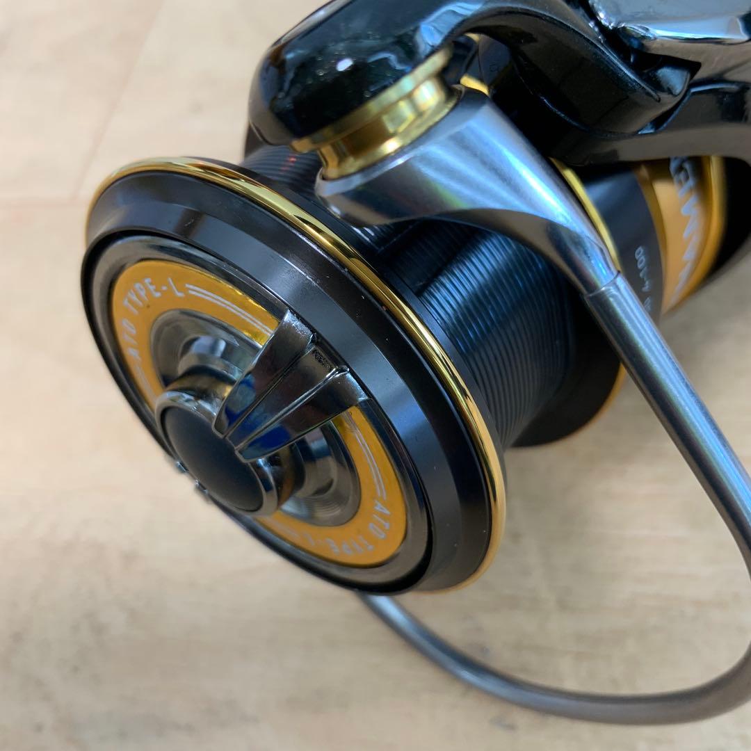 ダイワ　22トーナメントISO 2500XH-LBD