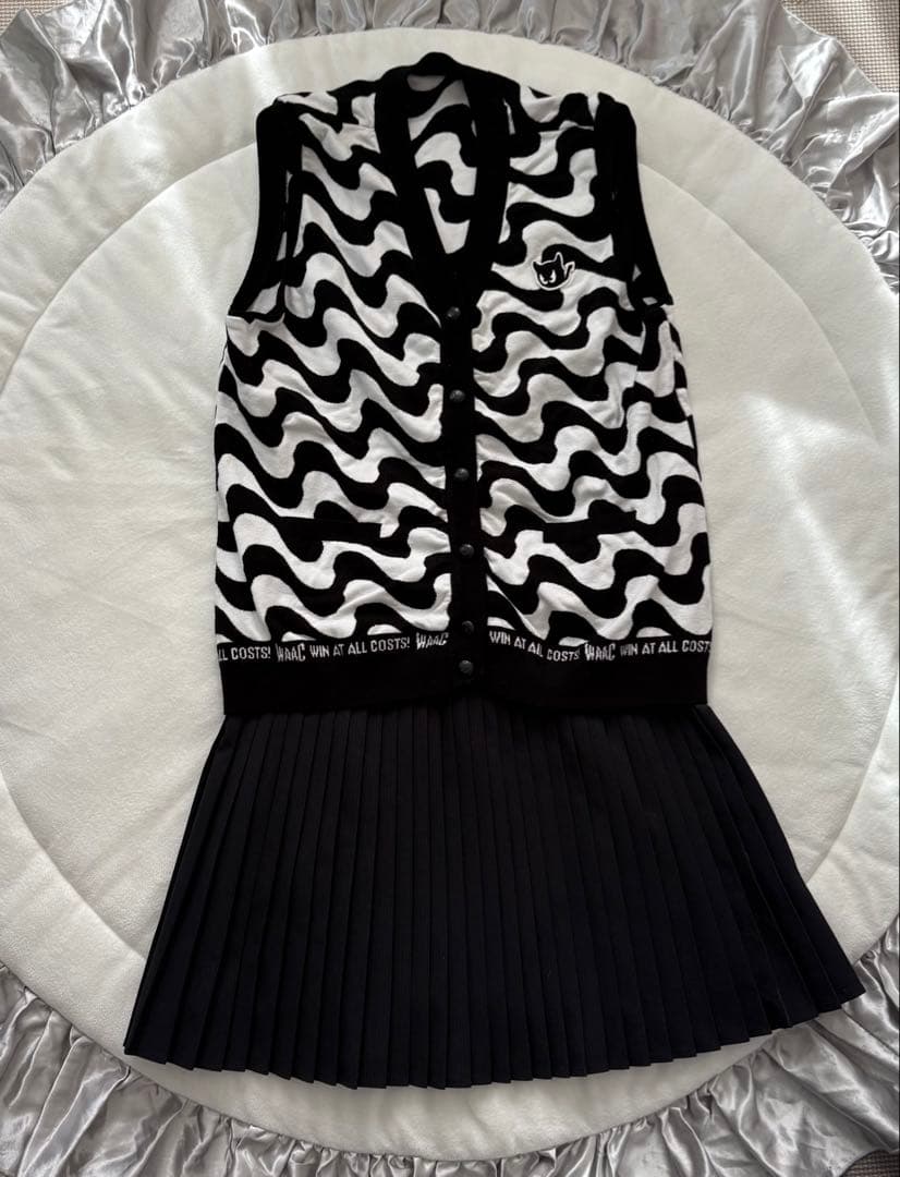 ワック　セットアップ　プリーツスカート　ニットベスト　Lサイズ　ブラック　韓国