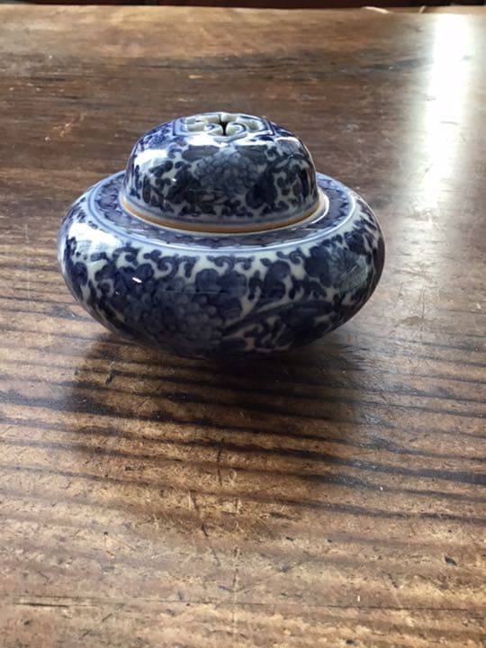 嶋田寿楽　古染付花唐草文香炉　九谷焼