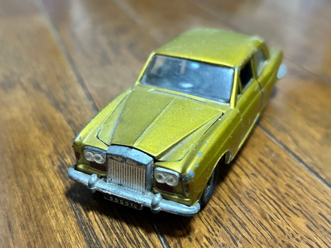 イタリア製　ロールスロイス　シルバーシャドウ