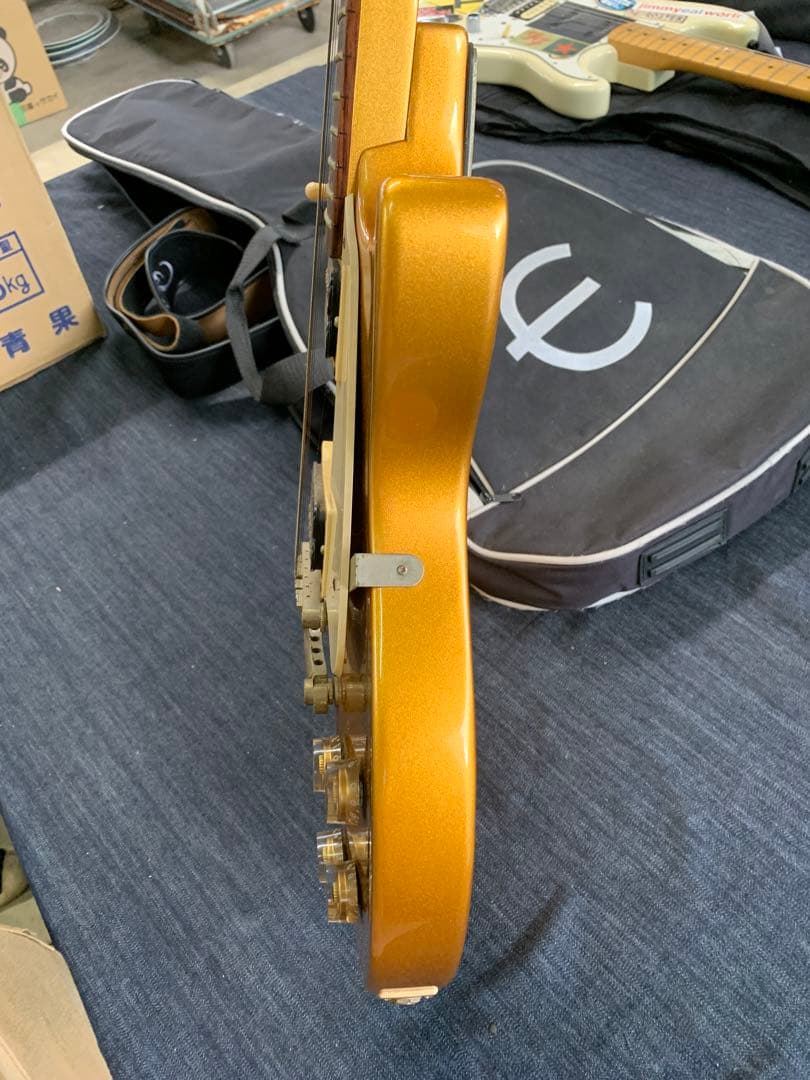 Epiphone Les Paul Standard GOLD TOP　ギター