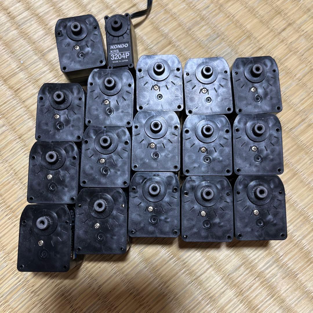 近藤科学　krs3302 16個とkrs3204P 1個　のセット