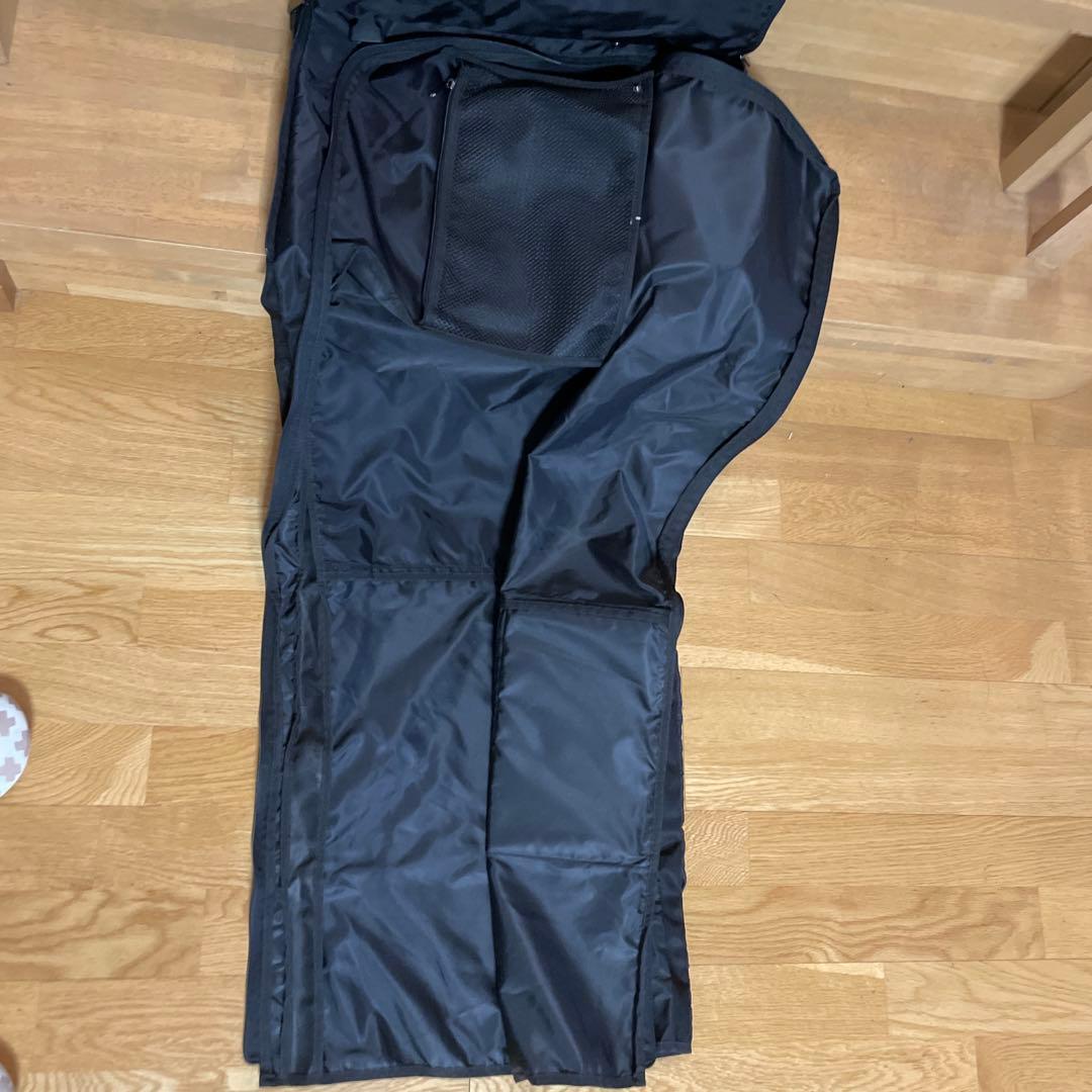 ANA デザイン　ガーメントバッグ　ブラック 未使用　美品　ナイロン