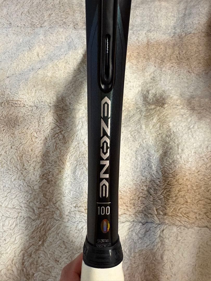 YONEX EZONE 100 アクアナイトブラック　G2