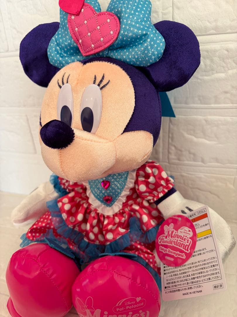 新品タグ付き　ミニー　ぬいぐるみ　ミニパル　ファンダーランド