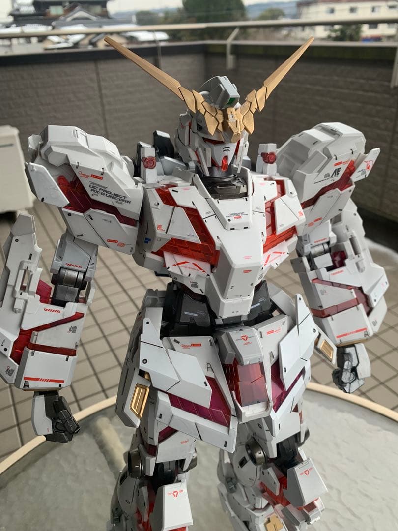 メガサイズ　1/48 ユニコーンガンダム　作成中
