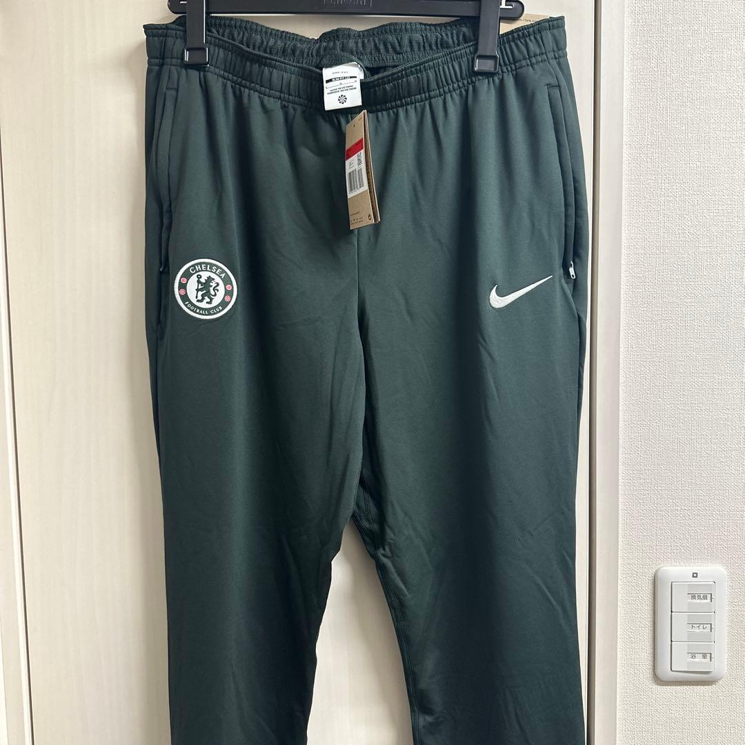 チェルシー　ナイキ　ストライクトラックスーツパンツ　ジャージ　L