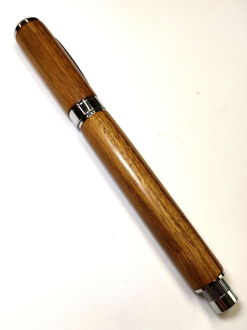 世界で一番硬い木【リグナムバイタ】グラデュエイト万年筆