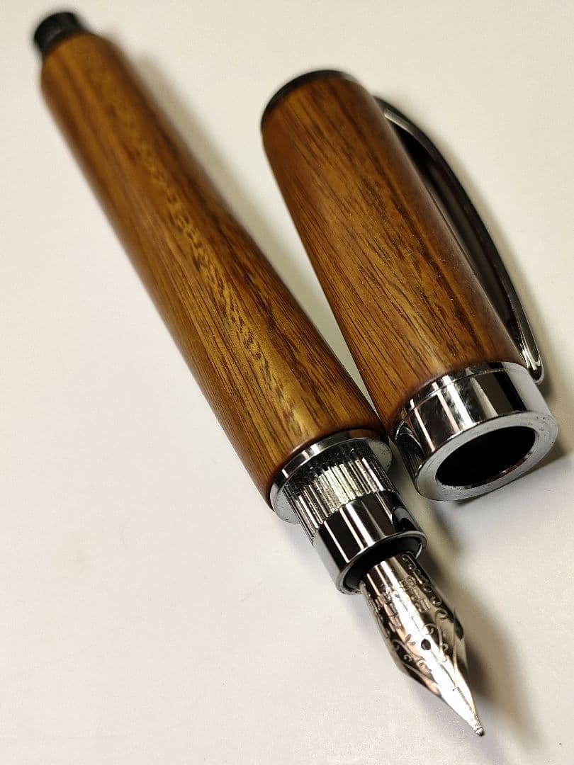 世界で一番硬い木【リグナムバイタ】グラデュエイト万年筆
