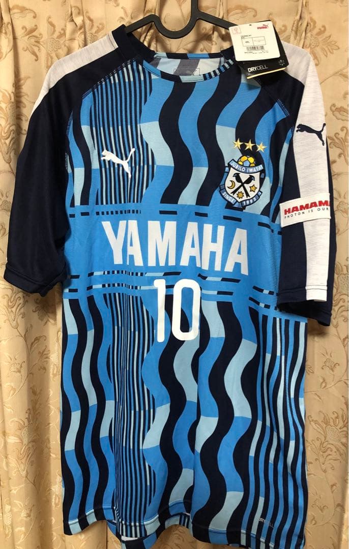 タグ付 プーマ製ジュビロ磐田2019 中村俊輔 リミテッド 在籍ラストモデル