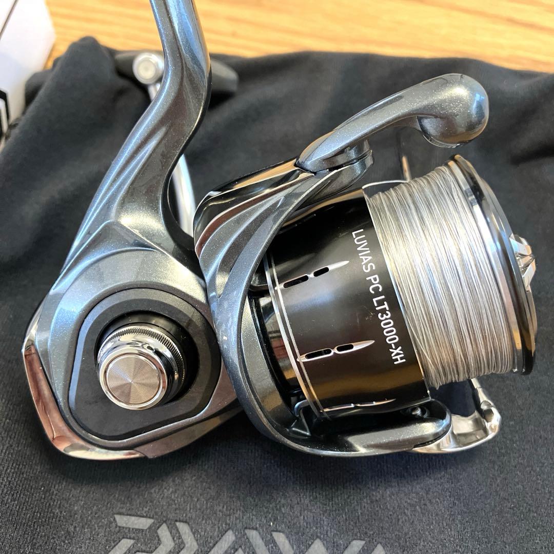 超美品 ダイワ 24ルビアス PC LT3000-XH