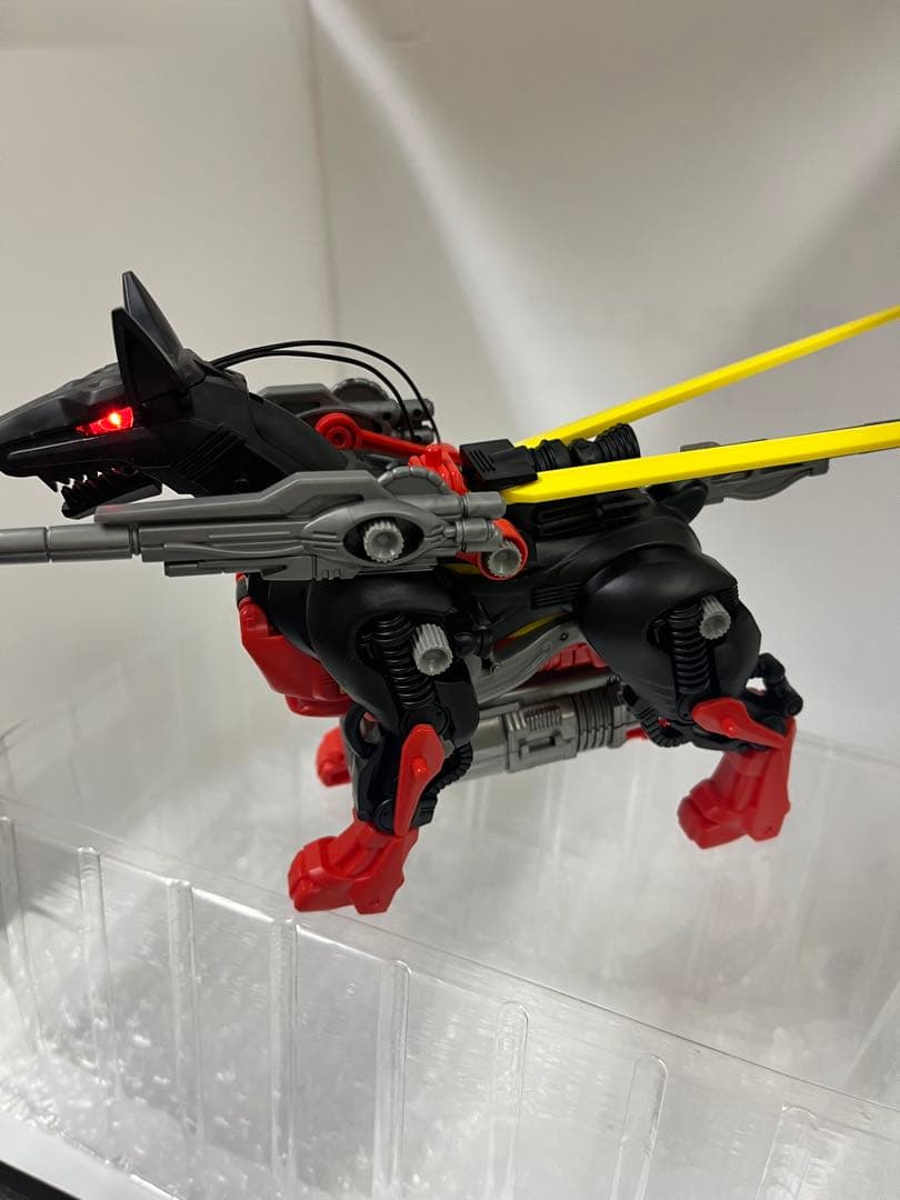 ゾイドZOIDS ジークドーベル（ドーベルマンタイプ）アイフラッシャー付き