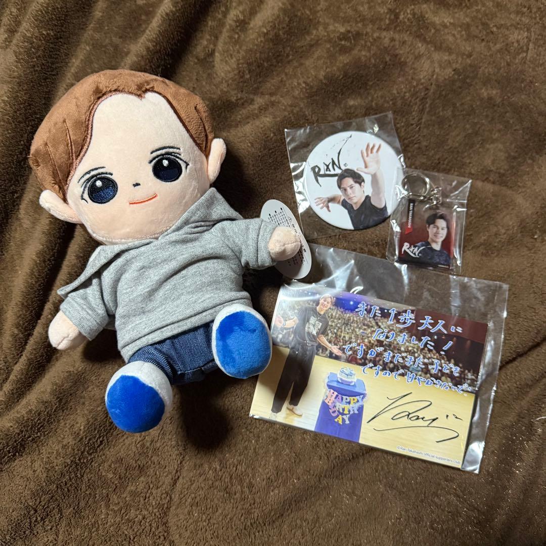 高橋藍 髙橋藍 グッズ パーカー フーディー ぬいぐるみ ストラップ 缶バッジ