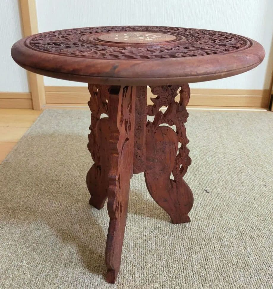 セール✨天然木　精細彫刻　折り畳みサイドテーブル　花台飾り台　台座　未使用保管品