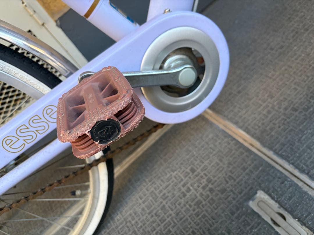 引き取り限定　esse 子供用自転車 ラベンダー 前カゴ付き　20インチ　東京都