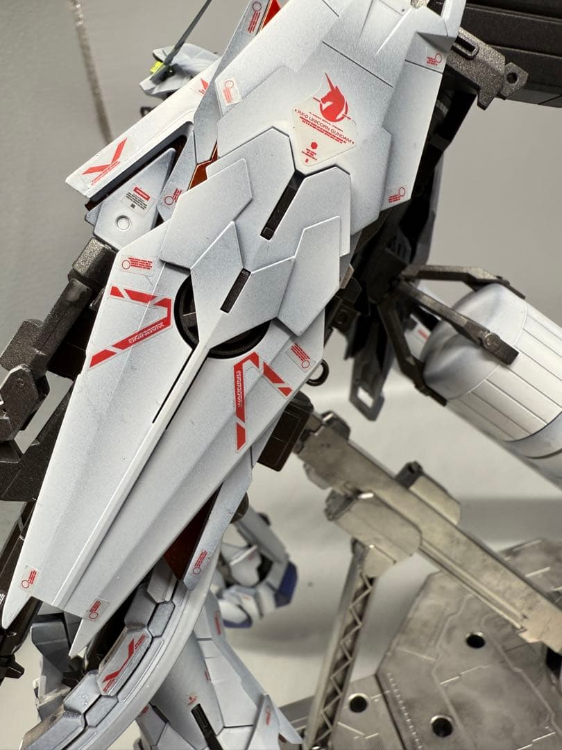 ひ*わ様 ガンプラ MG 1/100 フルアーマーユニコーンVer.Ka 完成品